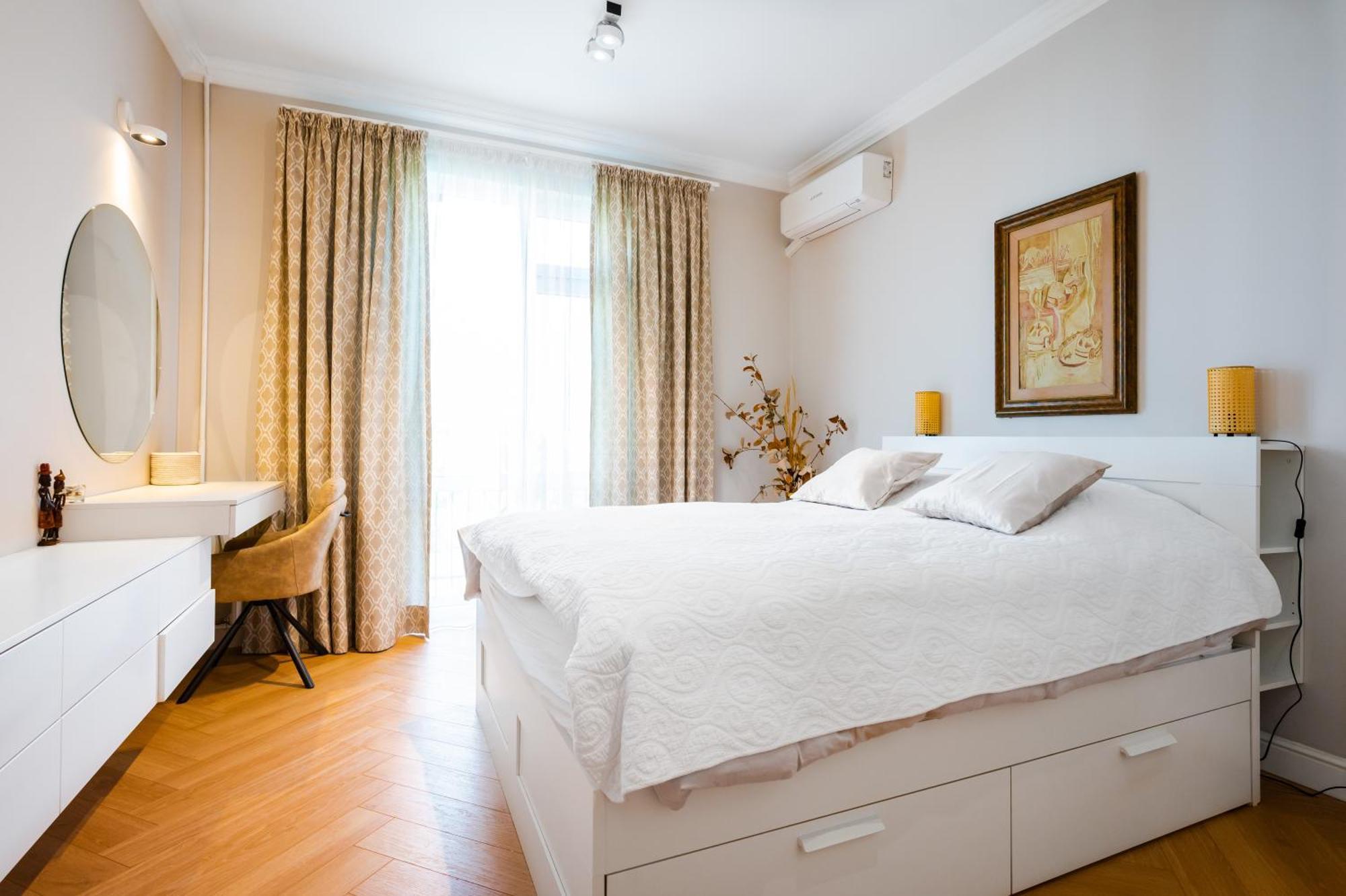 Апартамент Cozy Heaven At Vitosha Blvd - - 2bdr *