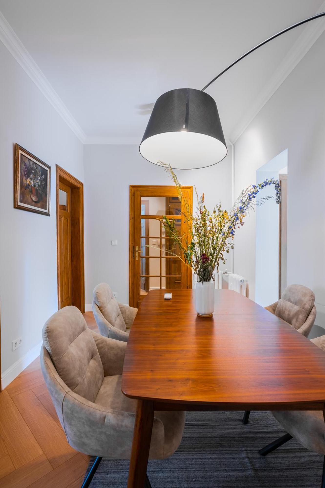 Апартаменти Cozy Heaven At Vitosha Blvd - - 2bdr