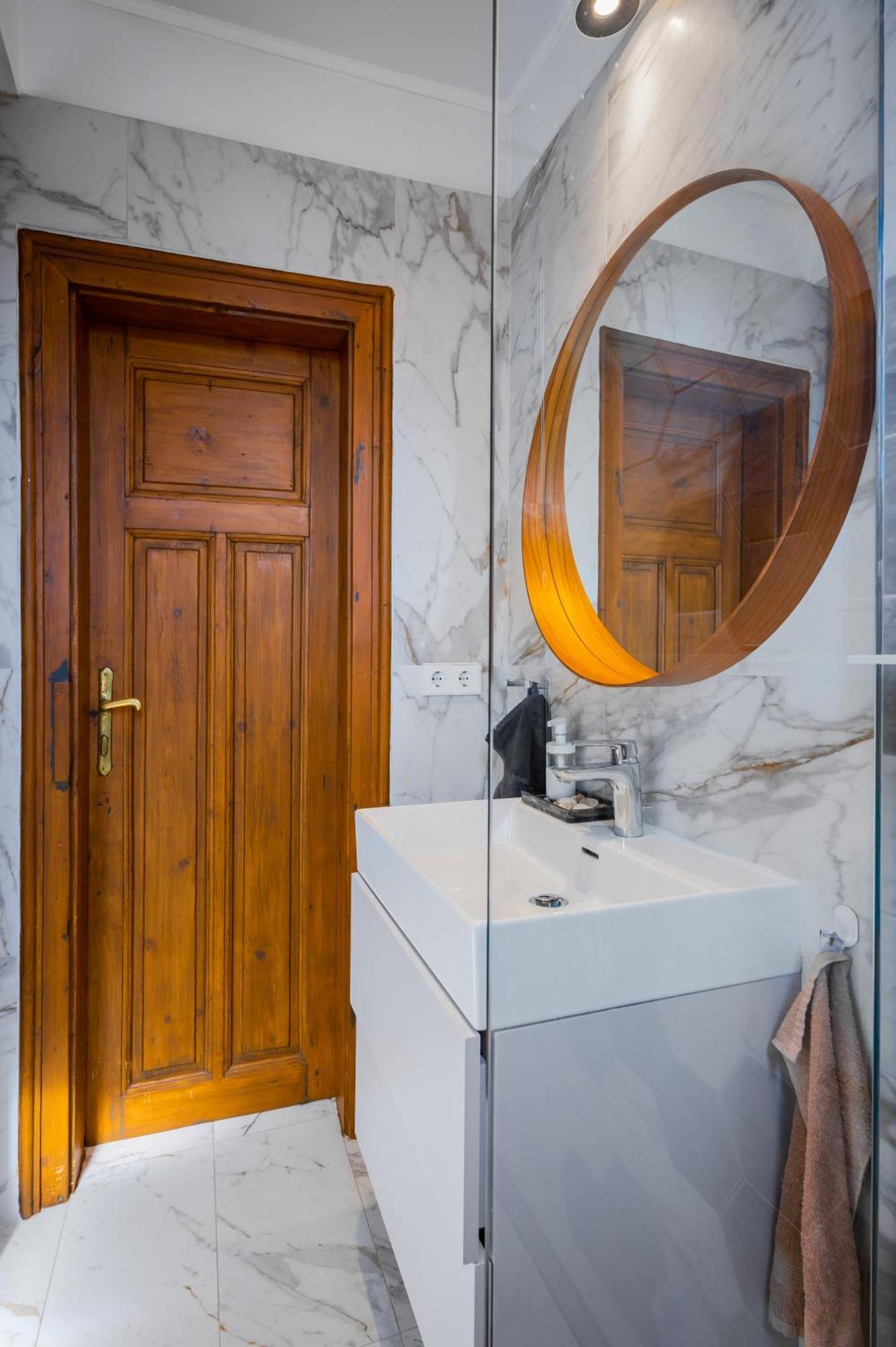 Апартамент Cozy Heaven At Vitosha Blvd - - 2bdr София