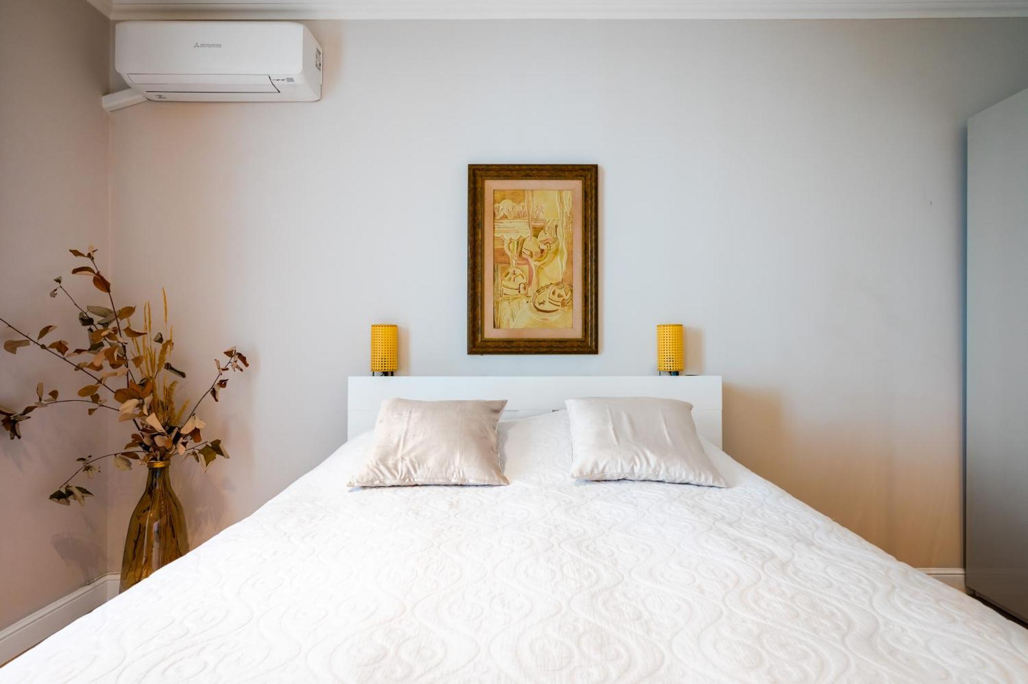 Cozy Heaven At Vitosha Blvd - - 2bdr *