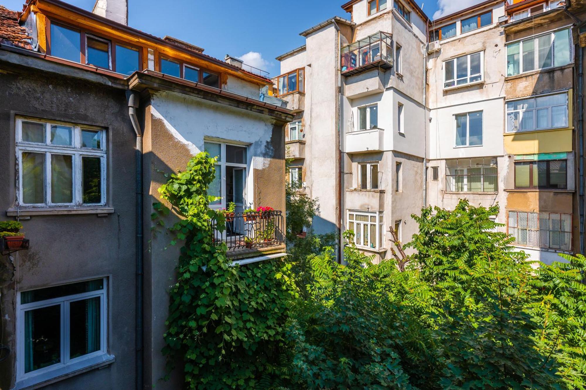 Апартаменти Cozy Heaven At Vitosha Blvd - - 2bdr